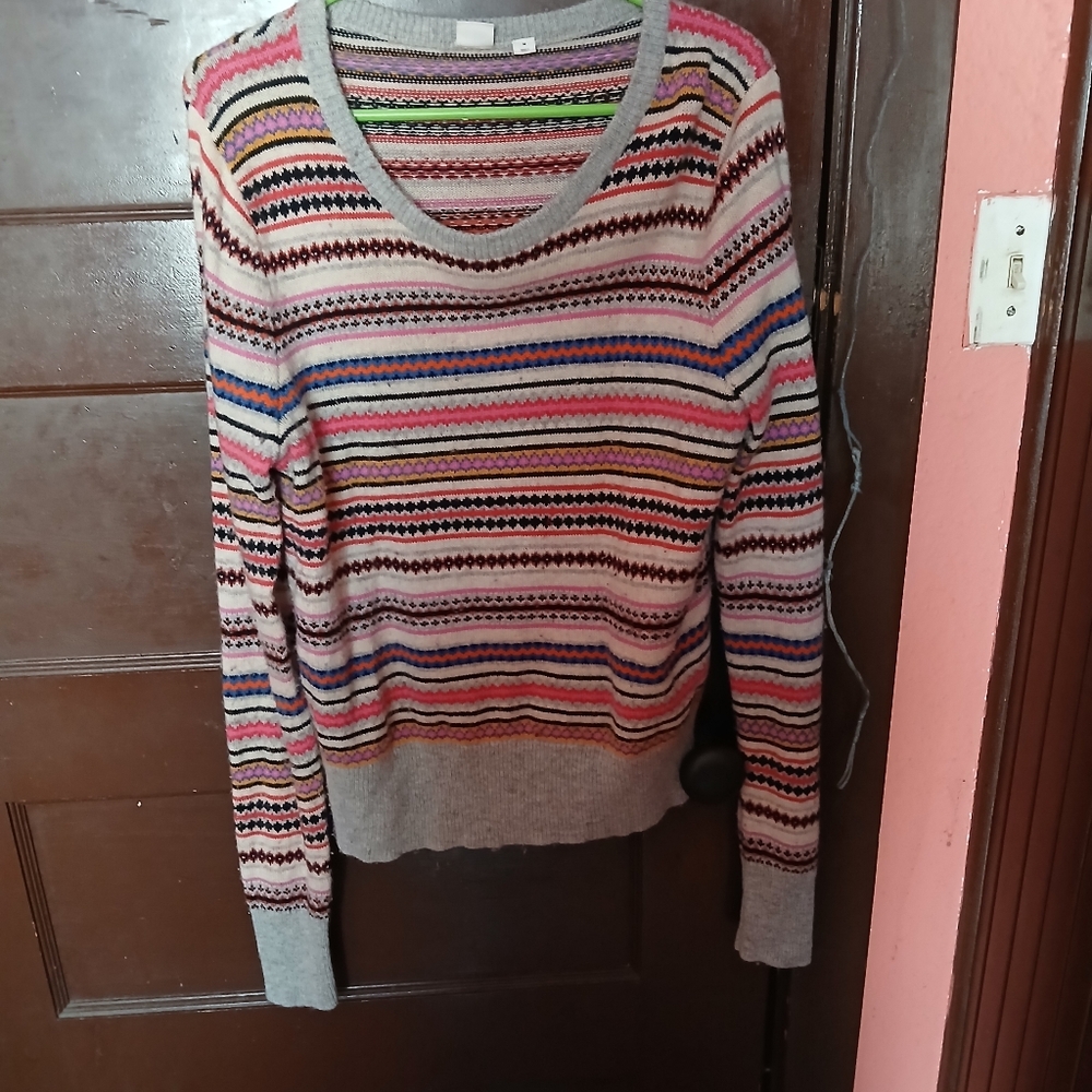 GAP Women's Colorful Striped Sweater - Picture 10 of 11